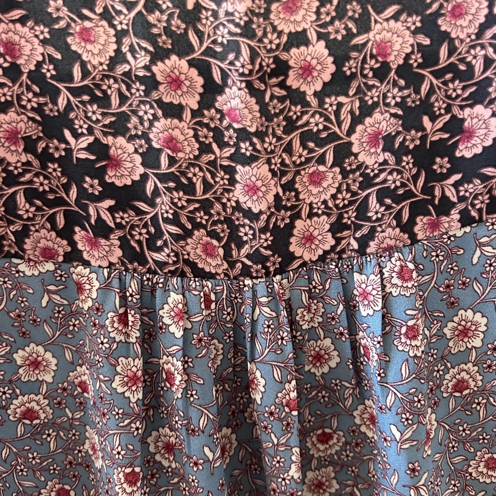 Mystree Button Down Pintucked Floral Tank Top. EUC. Boho. Flowy. - Picture 7 of 12